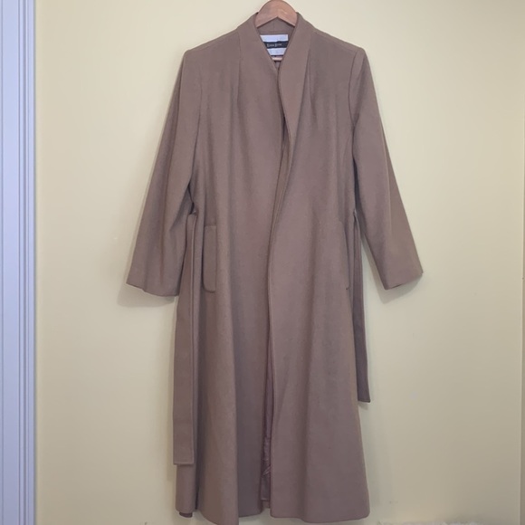 Fleurette Neiman-Marcus Vintage 100% Camel Hair Belted Wrap Walking Trench Coat - Picture 7 of 17
